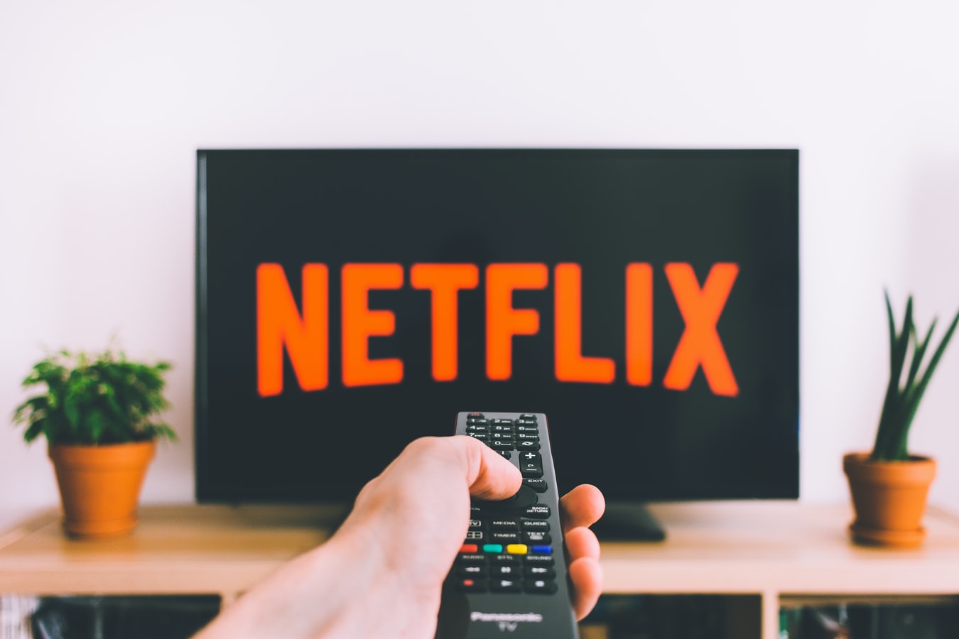 Amazon Netflix Hulu 英語が学べるドラマ 映画１５選 3分英会話